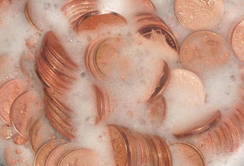 Cleaning copper coins