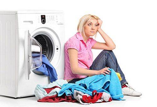 woman at the washing machine