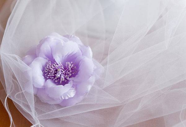 Wedding tulle with flower