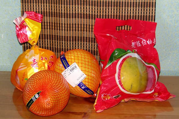 Fruktpomelo från olika butiker
