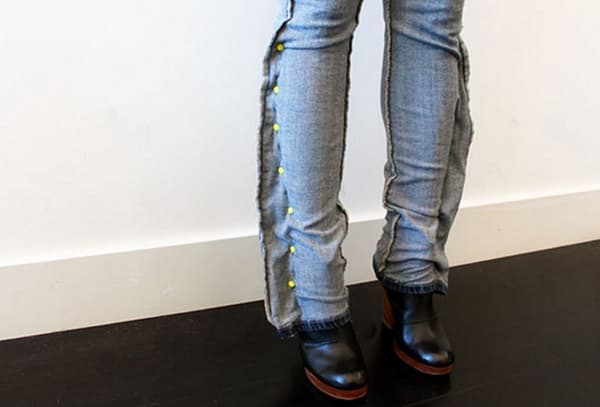 Coutures latérales pour jeans