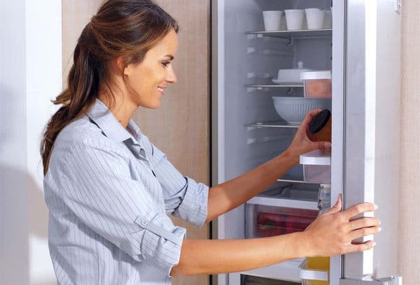 تنظيف الطعام في الثلاجة