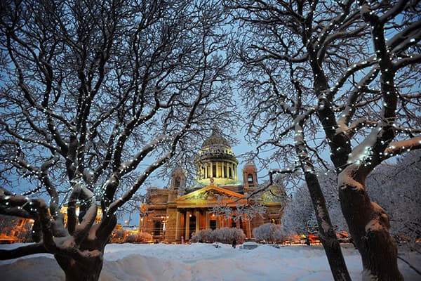 Saint-Pétersbourg en hiver